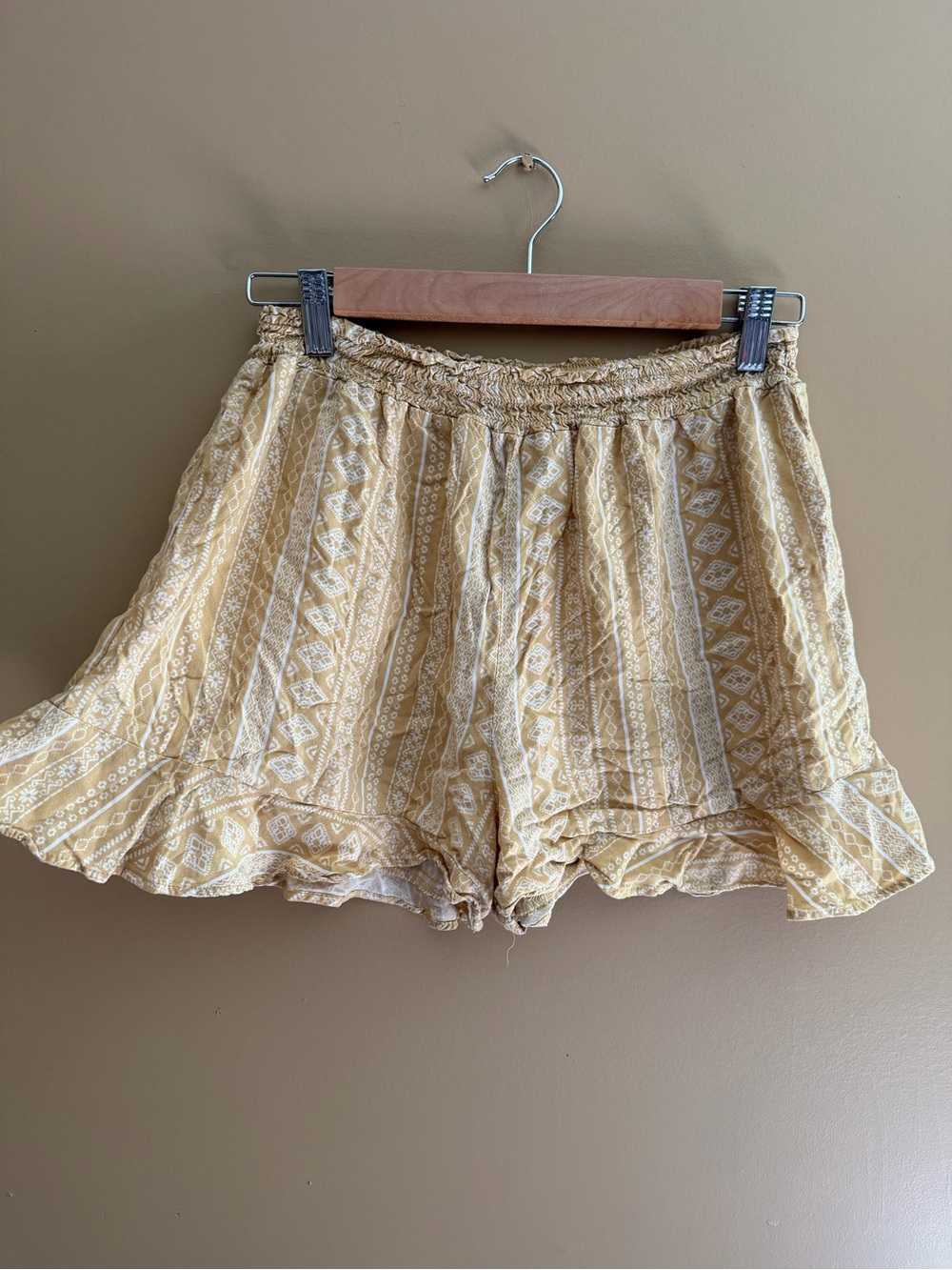 Smocked Waist Yellow Patterned Women's Shorts